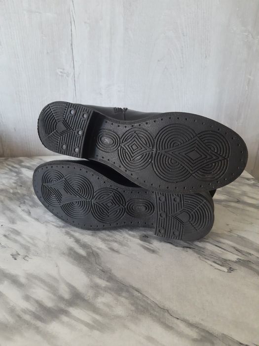 Жіночі ботінки. 37р.