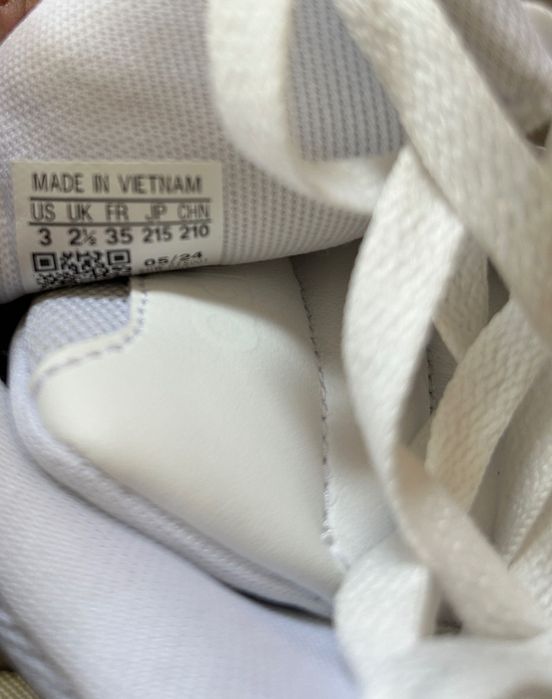 Sapatilhas Adidas Couro cano Alto
