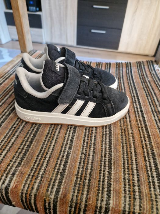 Buty na rzepy adidas Grand Court r 29