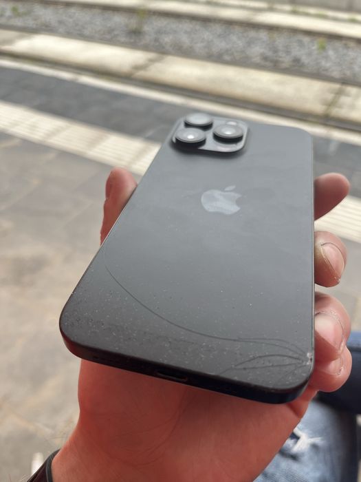 iPhone 15 Pro Max 512GB Black Titanium — uszkodzony (na części / do naprawy)
