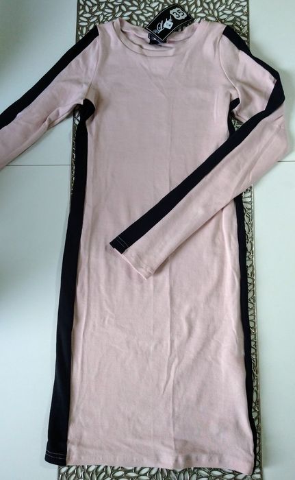 Sukienka sportowa dresowa róż lampas M nowa długi rękaw