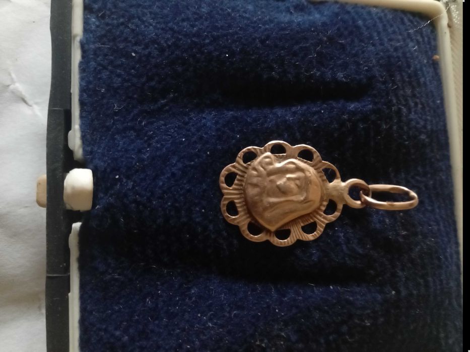 Ладанка золота божа мати