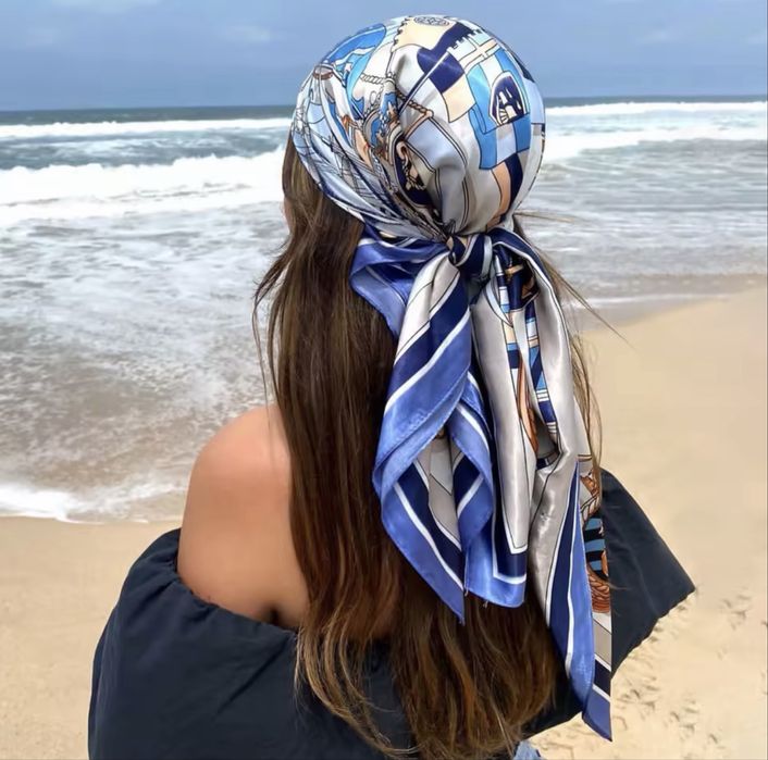 Дуже гарні шовкові платочки 90*90 см