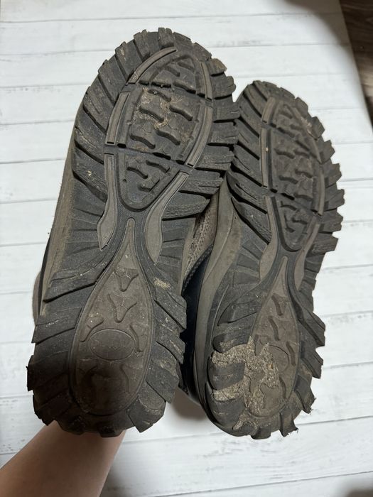 Bearpaw ботинки розмір 42 чоловічі, підліток