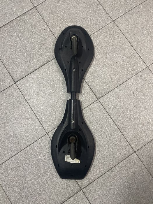 Waveboard Street Surfing