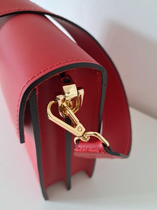 Czerwona torebka na ramię / listonoszka Answear Lab skóra naturalna