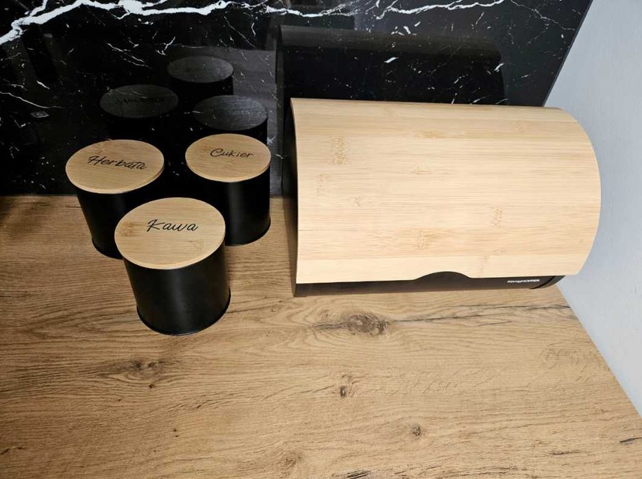 Duży Chlebak Czarny Drewniany Bambusowy Na pieczywo + GRATIS 3x Puszki