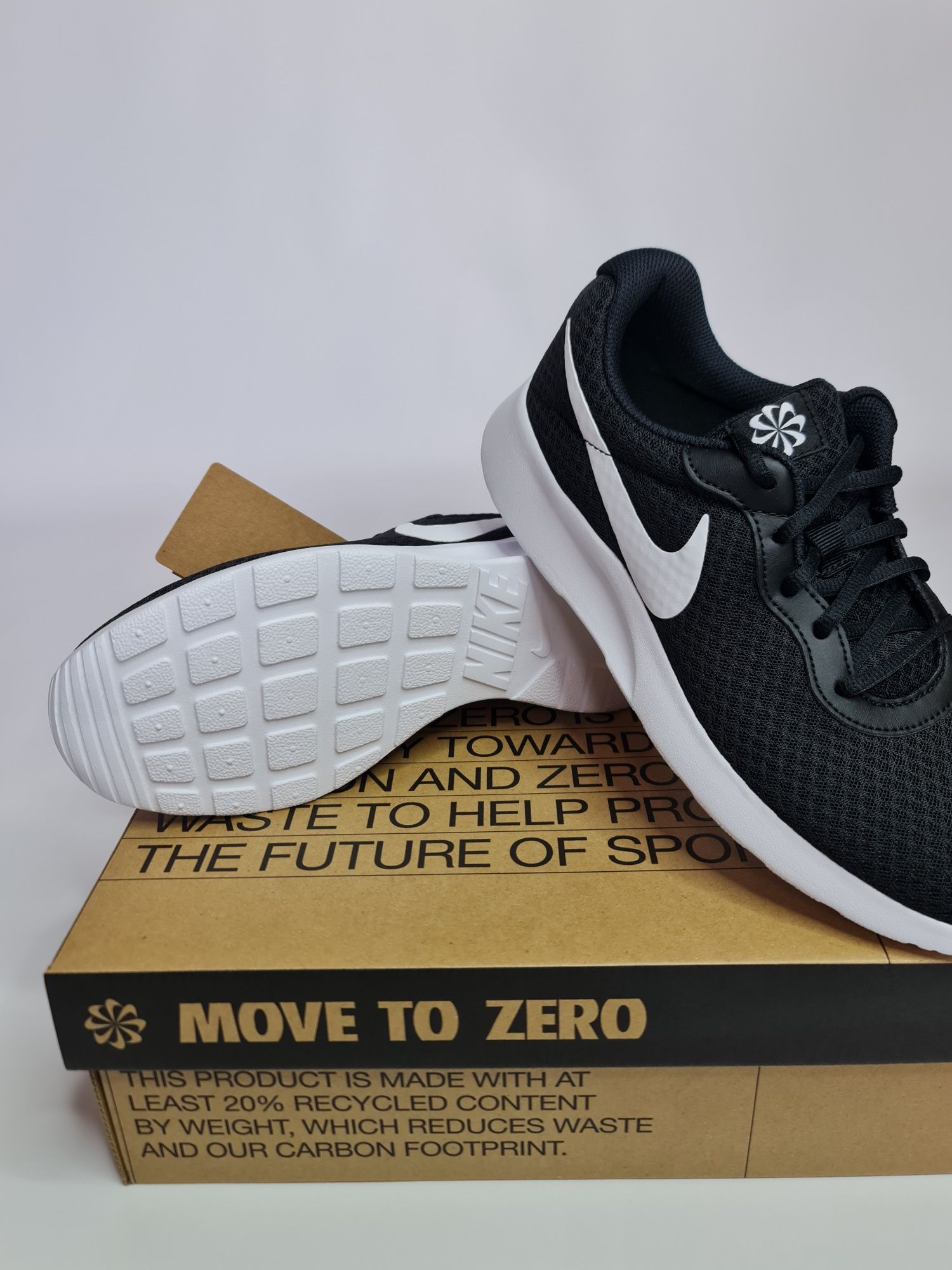Nike tanjun original sales
