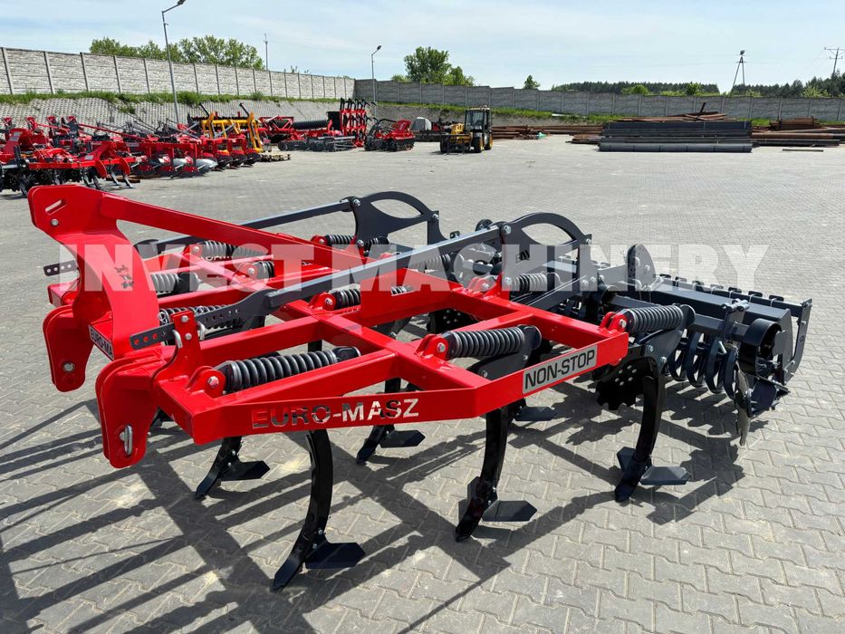 agregat bezorkowy/BEZORKOWIEC *agregat podorywkowy/ścierniskowy/gruber