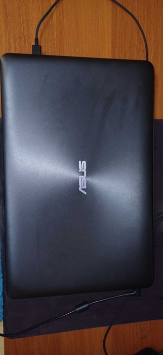 Laptop ASUS X751LKB - 500 zł