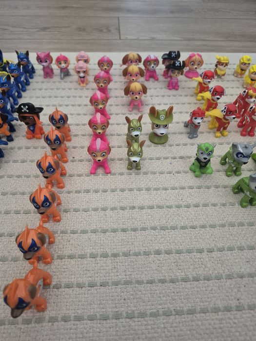Figurki psi patrol 86 sztuk.