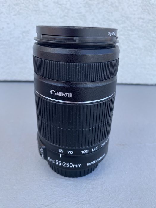 Objectiva Canon EFS 55-250 f/4-5.6 IS II