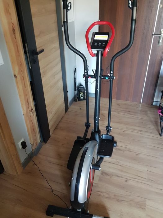 Orbitrek urzadzenie do cwiczeń