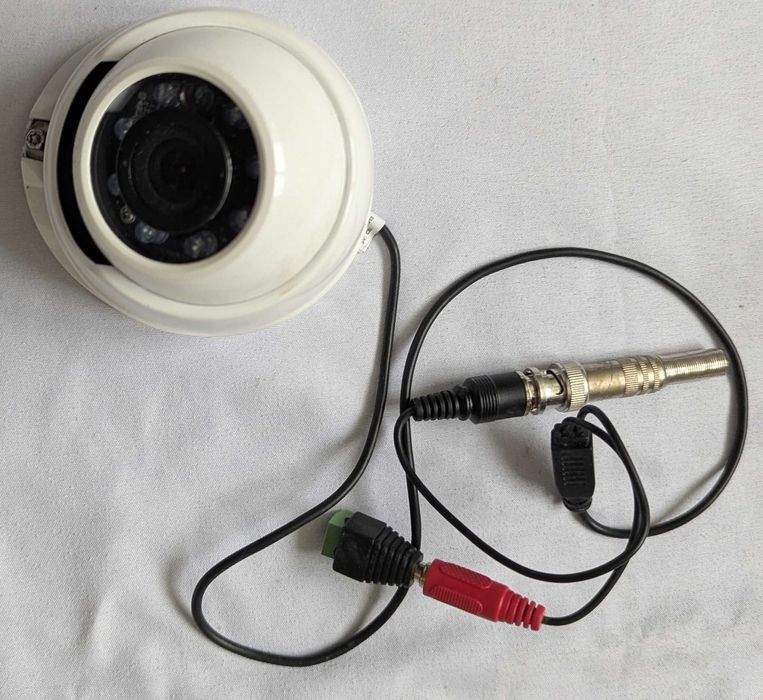 Купольна камера відеонагляду Hikvision DS-2CE5582P (оригінал)