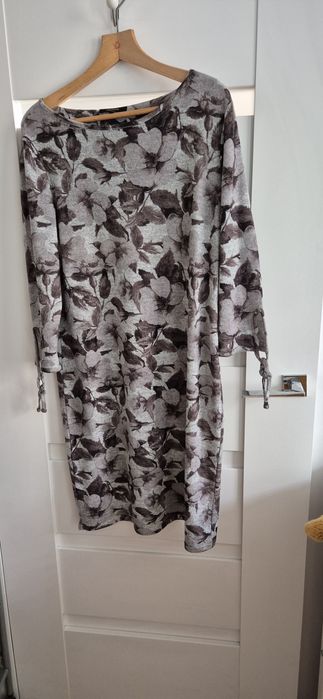 sukienka damska w kwiaty