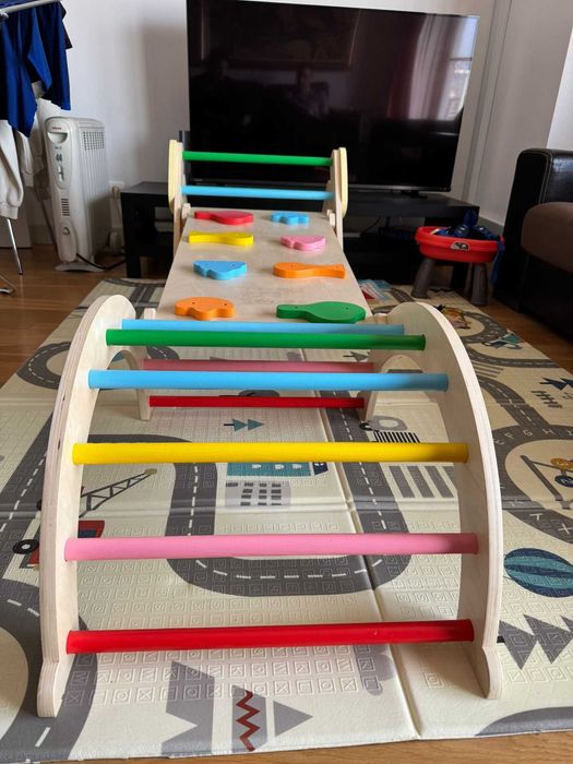 Conjunto escalada infantil Pikler — triângulo + arco + rampa