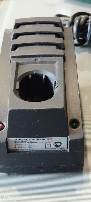 Зарядний пристрій RC для радіомоделей ULTRAMAT 10