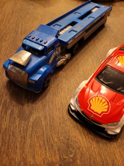 Zestaw samochodzików resoraki hot wheels