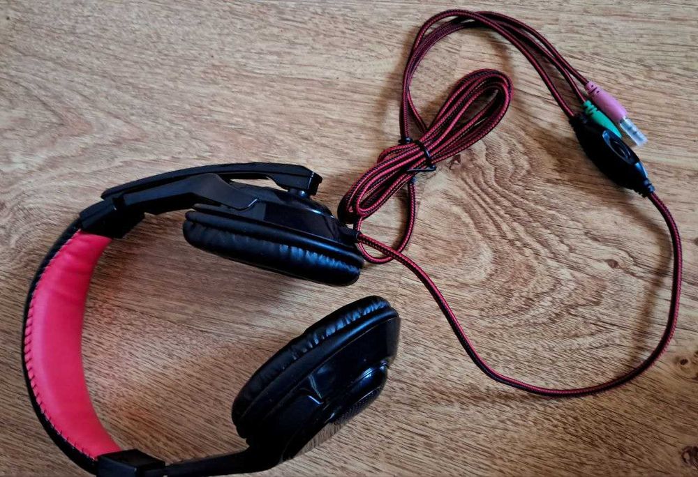 Продам навушники PIKO GX100
