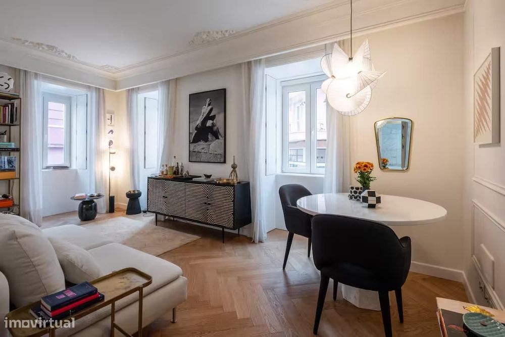 Apartamento T1 com estacionamento, Estrela, Lisboa