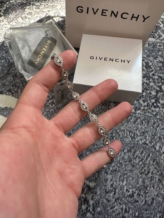 Givenchy flex bracelet