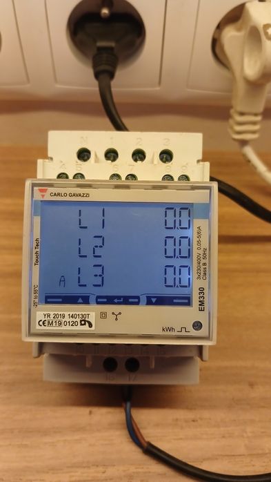 Carlo Gavazzi EM330 licznik energi elektrycznej