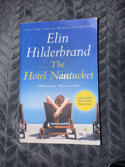 Книга англійською The Hotel Nantucket by Elin Hilderbrand