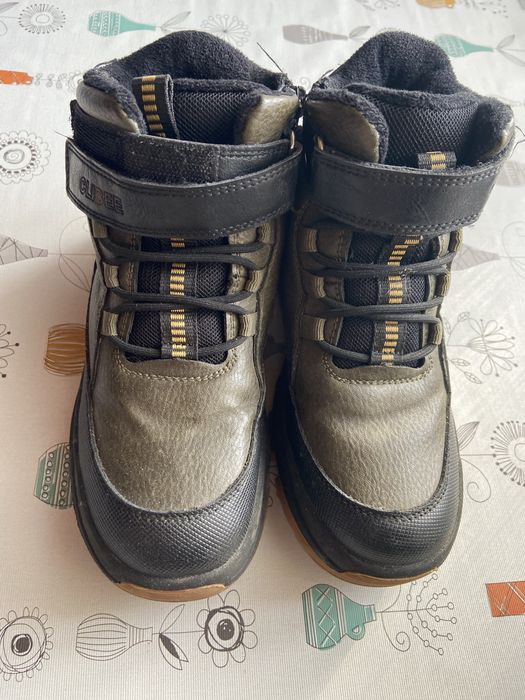 Зимове взуття на хлопчика 33 розмір, 21,5 см.