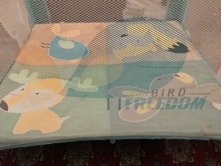 Parque para segurança do bebé