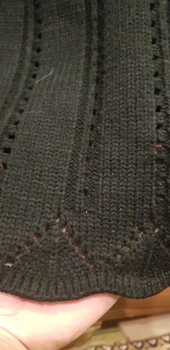 Sweterek czarny XL