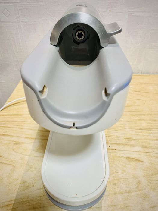 Соковыжималка шнековая Philips HR 1895/80 двигатель