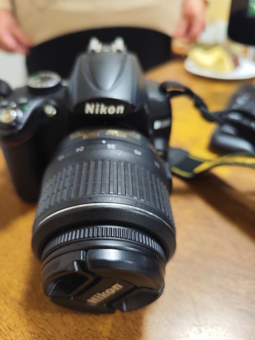 Фотоапарат Nikon D5000 з аксесуарами