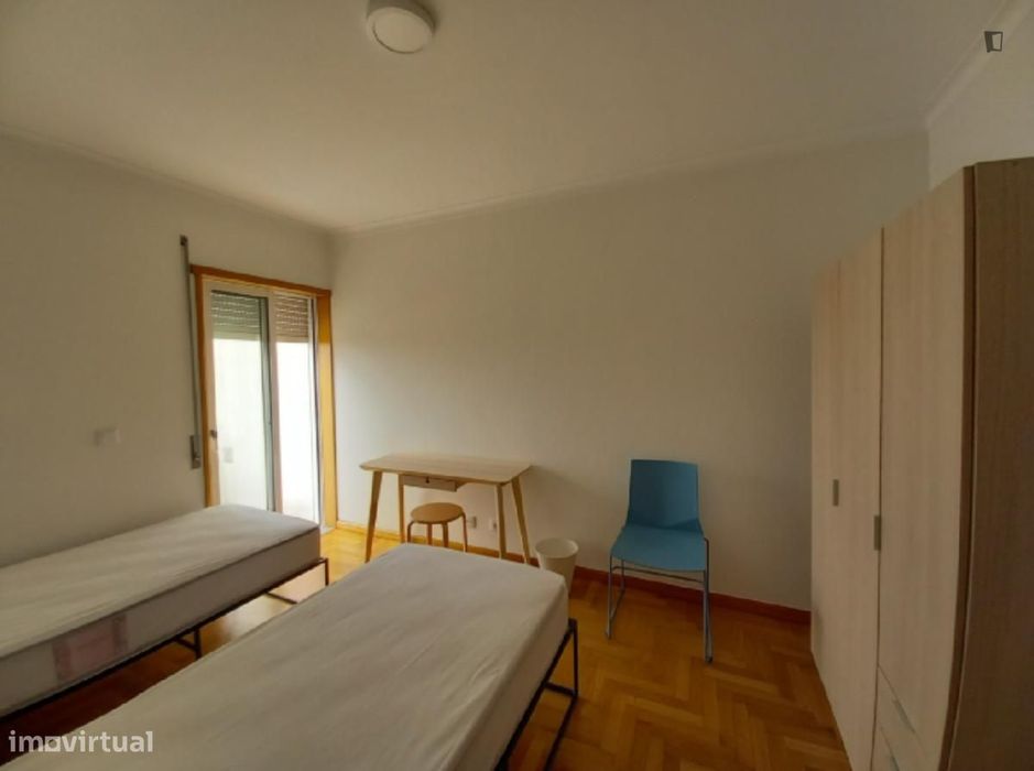 Quarto - localizado em Viana do castelo