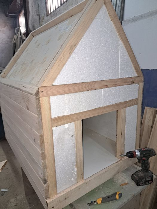 Будка для пса, будиночок для улюбленця.