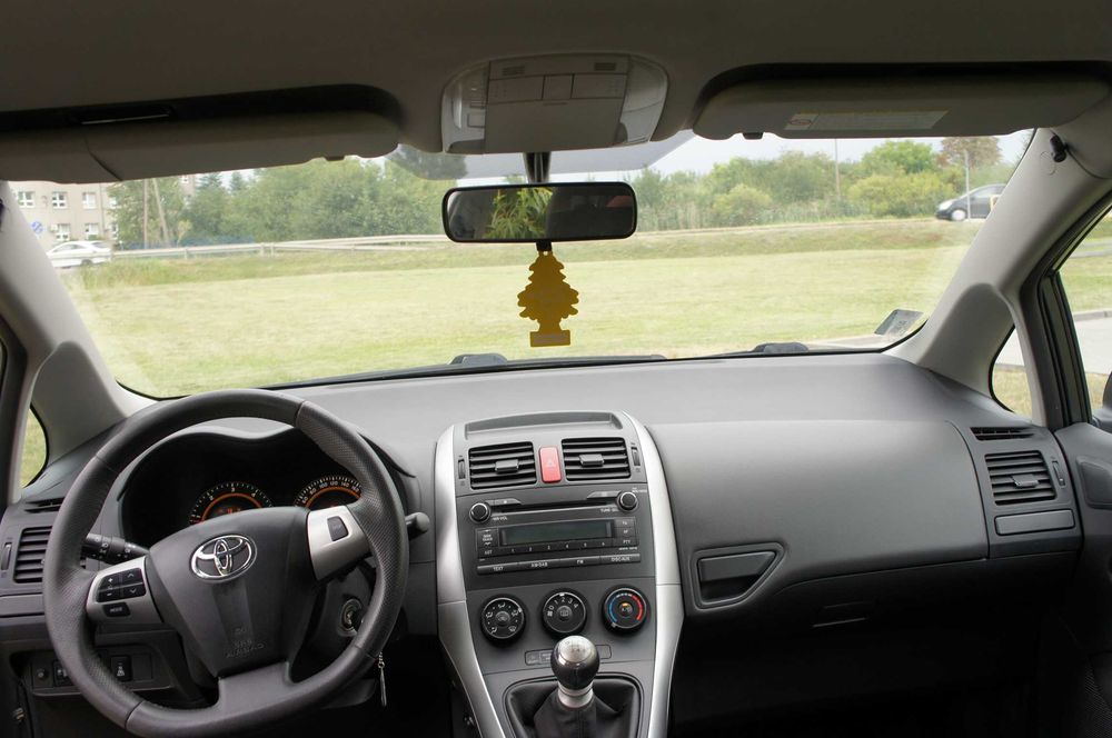 Toyota Auris 1.4 D-4D 2010 Lift zadbana bez rdzy