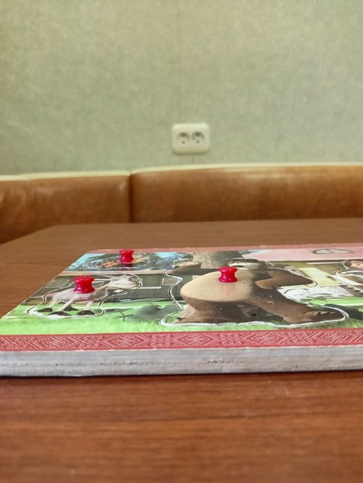 Дерев'яний сортер, розвиваючі ігри для малюків