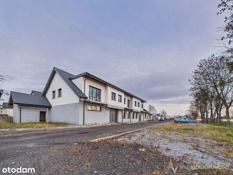 Obiekt komercyjny | 15 km od Wrocławia