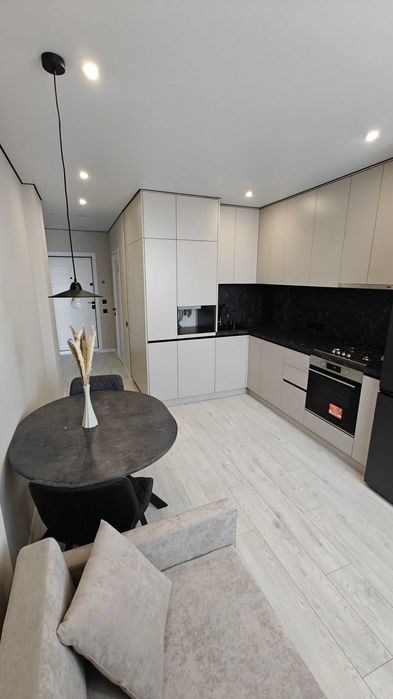 Продам 1 кімнатную квартіру ЖК Оранж Пакр