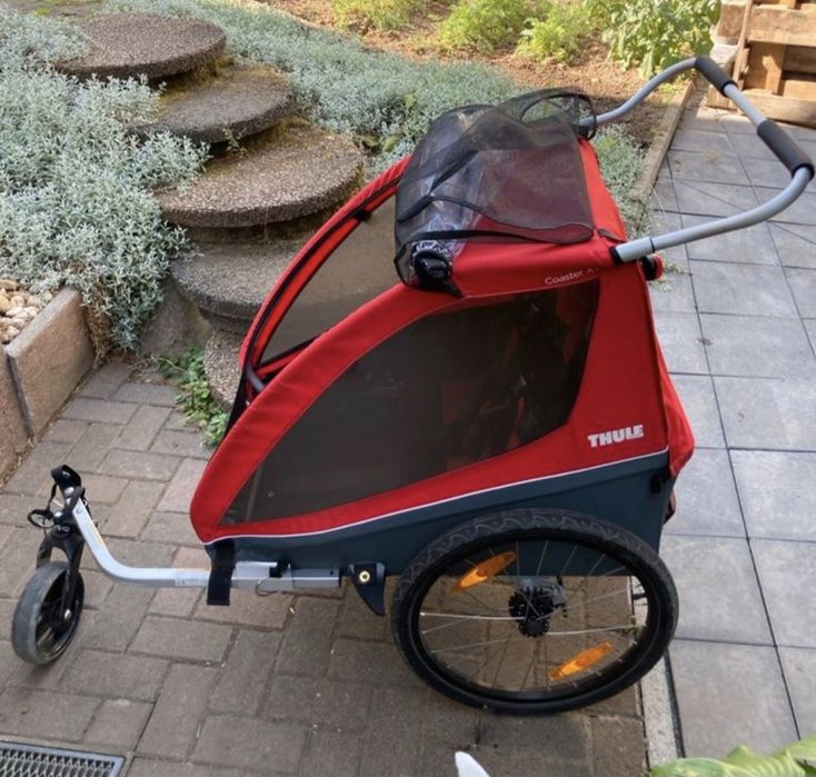 Przyczepka rowerowa Thule dla 2 dzieci.