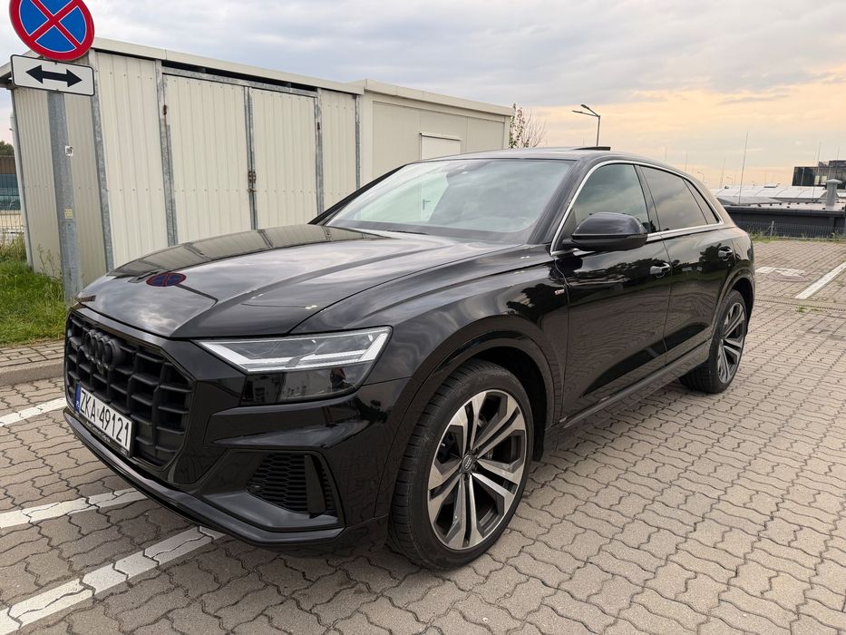 Audi Q8 Panorama, S-line x2, Oś skrętna, Bang Olufsen, Kamery 360 !