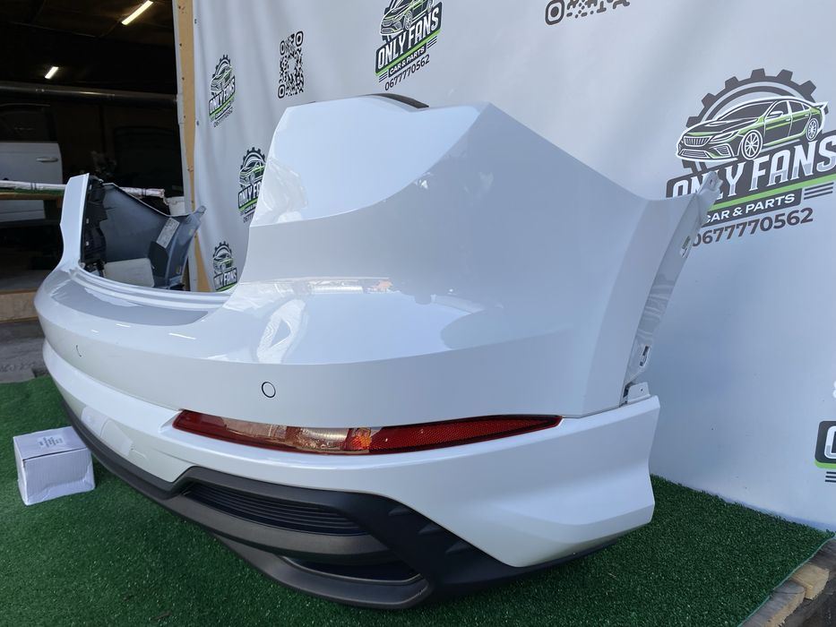 Audi q3 83A 2019-2023 S-line бампер задній с лайн білий S9R