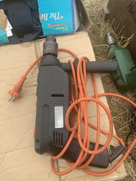 Дрель макіта !