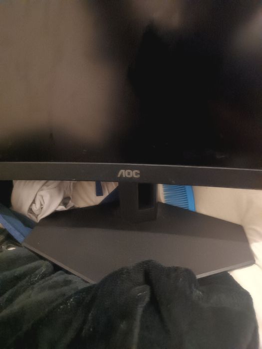 Monitor 240hz e 100polegadas
