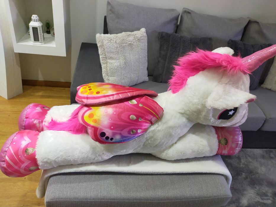 Unicórnio peluche