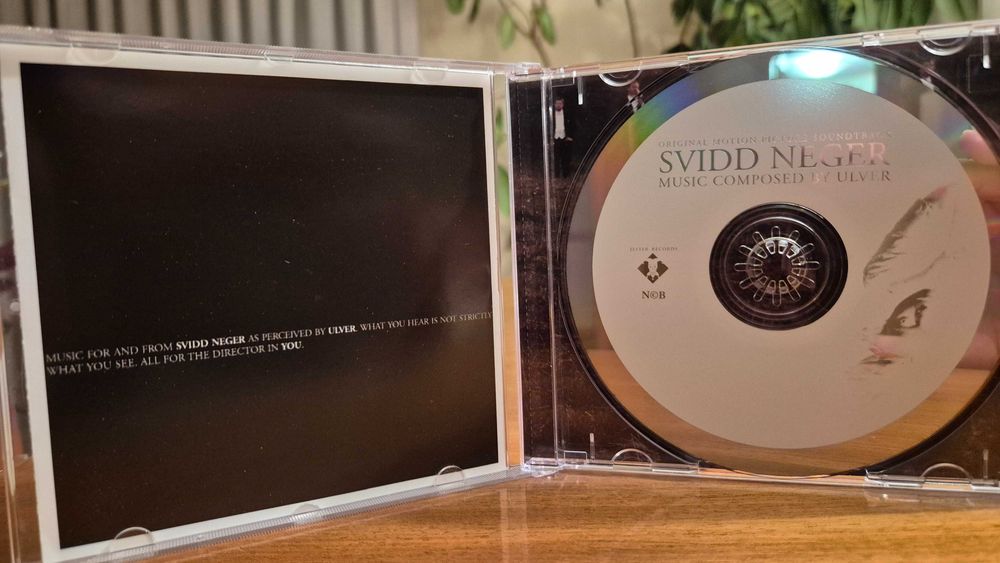 Vendo CD de música "Svidd Neger", da banda Norueguesa ULVER !