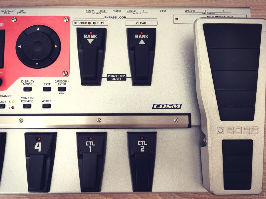 Boss Gt 10 B  COSM  efekt gitarowy