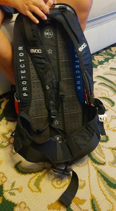 Mochila de escalada, neve, trail e ciclismo com 20 L de capacidade
