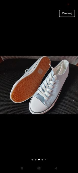 Błękitne trampki buty