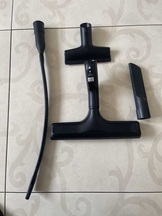 Пилосос для сухого прибирання без мішка Rowenta RO7C71EA