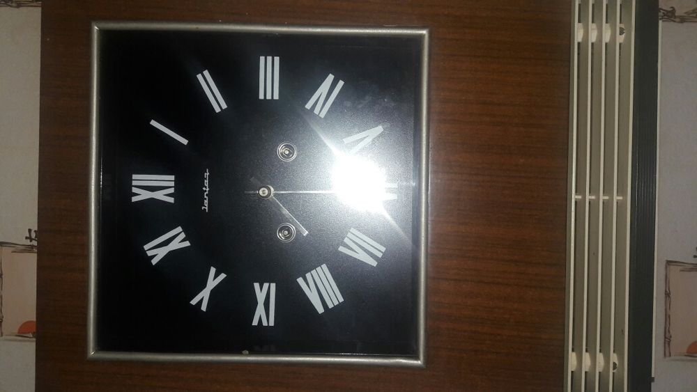 Продам годинник настінний Янтарь" з боєм
